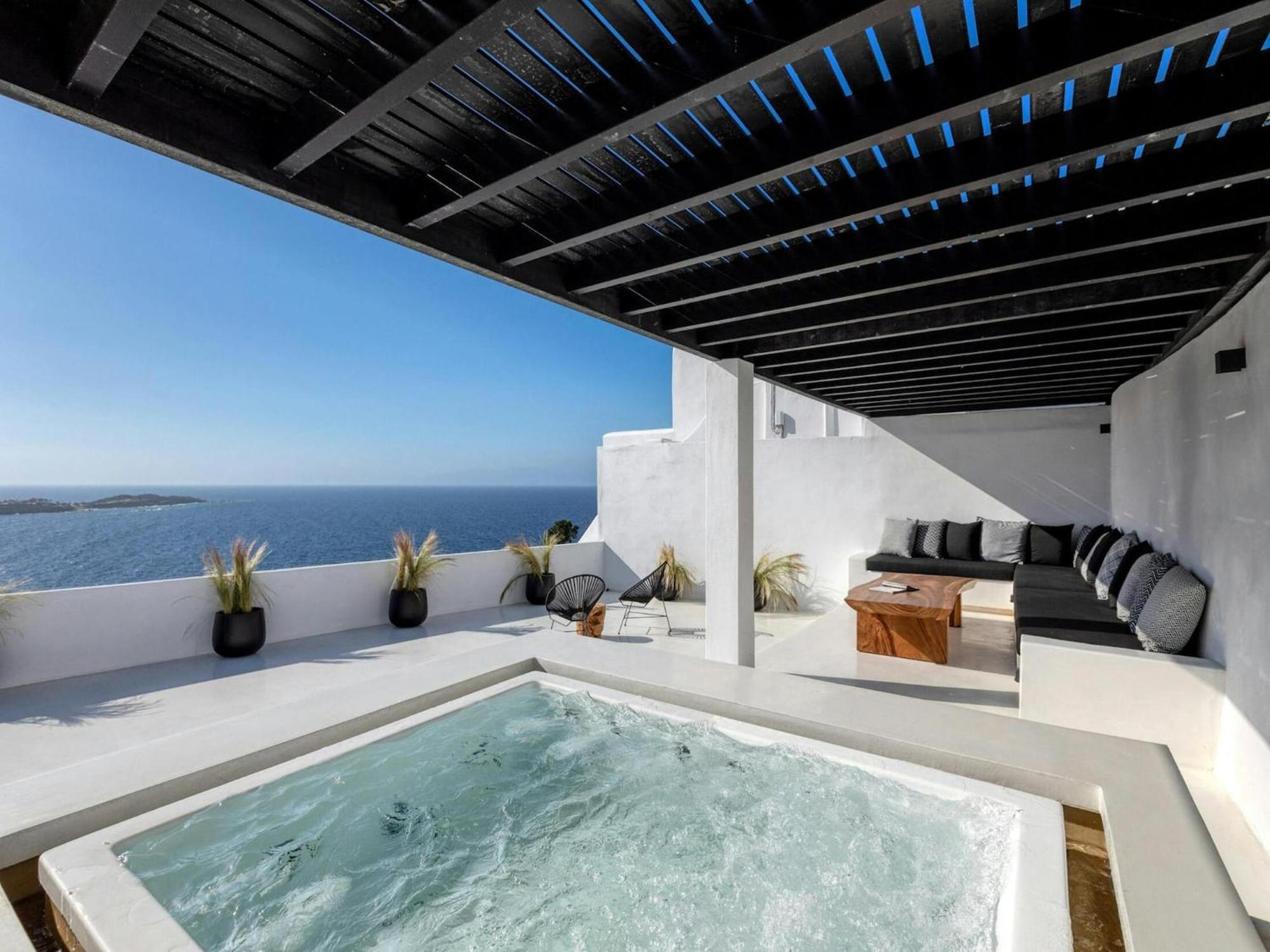 With Fantastic Terrace-sea Views Holiday home *