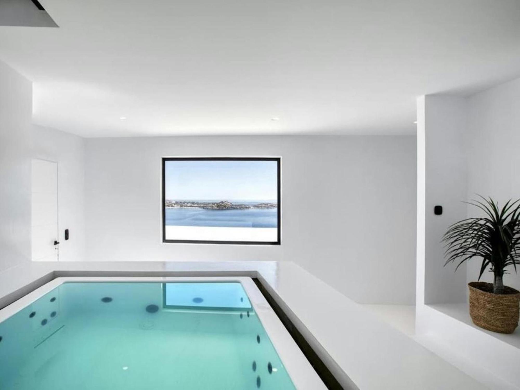 With Fantastic Terrace-sea Views *