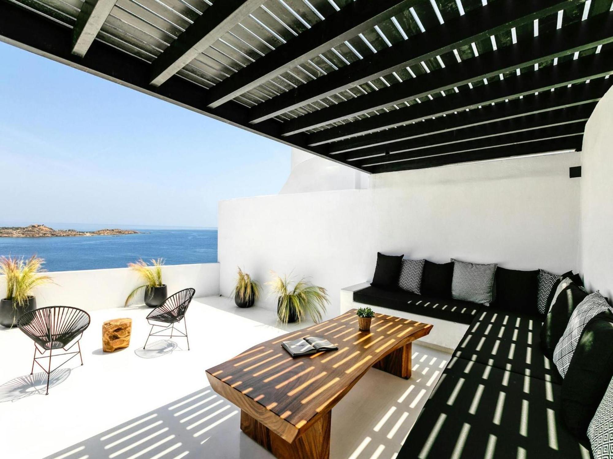 With Fantastic Terrace-sea Views Holiday home *